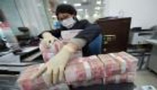 كورونا تضع اليوان الصيني في "الحجر الصحي"