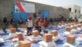 48 طن مساعدات غذائية إماراتية لأهالي حضرموت