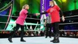 نزال نسائي جديد بالسعودية على لقب "سماك داون" 