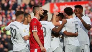 من فوز بايرن على كولن