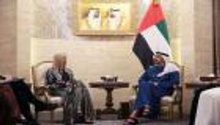 عبدالله بن زايد يستقبل إيفانكا ترامب في أبوظبي