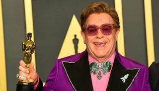 إلتون جون أوقف حفلا موسيقيا في نيوزيلندا بشكل مفاجئ