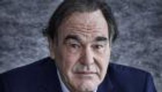 أوليفر ستون يرأس لجنة تحكيم "البحر الأحمر السينمائي"