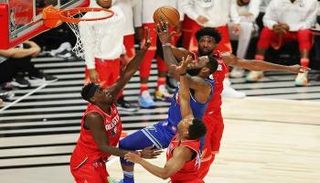 ليبرون جيمس 