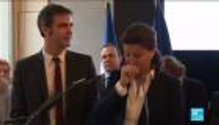 وزيرة الصحة الفرنسية تغادر منصبها بالدموع.. وموقعها يتعرض للقرصنة