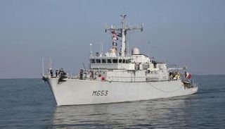 التدريب تضمن إزالة الألغام بالبحر