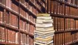 الشعراء يرفعون راية الصمود لمواجهة "زمن السرد"