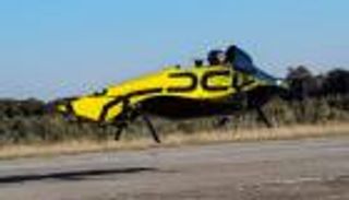 أول طائرة "درون" أكروباتية في العالم بمقعد طيار