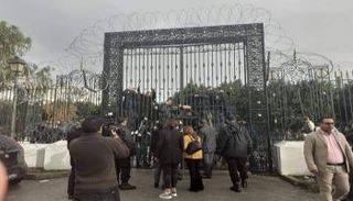 اعتصام العاطلين عن العمل أمام البرلمان التونسي