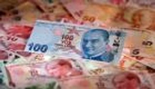 الليرة التركية عند قاع 10 أشهر قبيل قرارات بشأن سوريا والفائدة