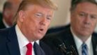 ترامب ينتقد وبومبيو يهاجم وسيناتور يبرر.. والسبب "ظريف" 