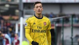 مسعود أوزيل - لاعب أرسنال