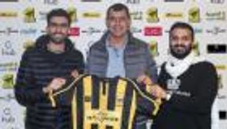 كاريلي يتوعد الهلال.. ويكشف سبب قبوله تدريب الاتحاد