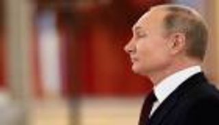 بوتين يقيل أبرز مستشاريه بالأزمة الأوكرانية