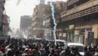 احتجاجات بالخرطوم ضد إحالة ضابط دافع عن المعتصمين للتقاعد