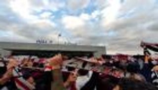 فيديو وصور.. استقبال حافل لبعثة الزمالك بعد التتويج بالسوبر المصري