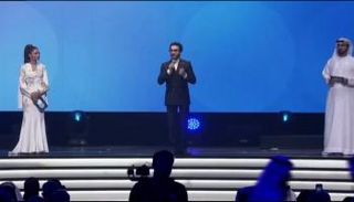 الفنان المصري أحمد حلمي خلال حفل صناع الأمل 