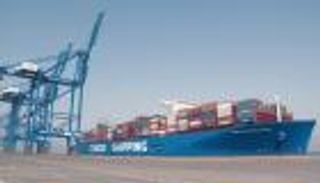 استثمارات الصين تطفو بميناء بيريه اليوناني للصدارة الأوروبية