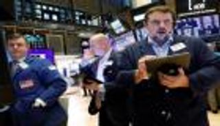 الأسهم الأمريكية تفتح منخفضة مع تزايد الإصابات بكورونا