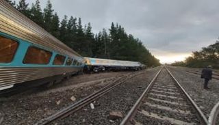 القطار خرج عن القضبان قرب بلدة والان