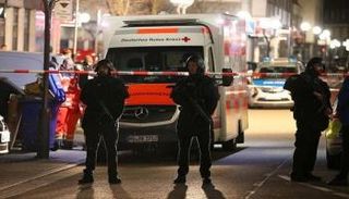 عناصر من الشرطة الألمانية في مدينة هاناو