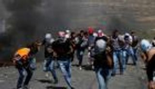 إصابة 40 فلسطينيا خلال مواجهات مع الاحتلال بالضفة