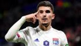 رئيس ليون يرشح موهبته الجزائرية للانتقال إلى يوفنتوس