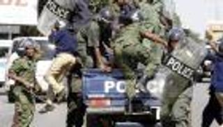 تداعيات حادثة "الرذاذ السام".. 43 قتيلا بأعمال عنف في زامبيا  