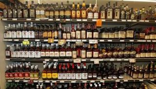 محل لبيع الكحوليات 