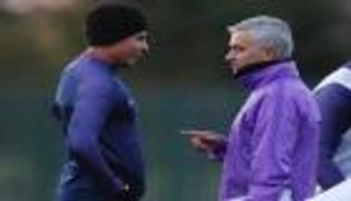 مورينيو يكشر عن أنيابه باستبعاد آلي من تشكيلة ديربي لندن