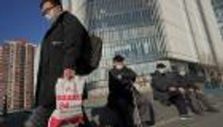 كورونا يتراجع في الصين.. ويتوحش في 4 دول