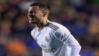 إصابة قديمة تنبئ بنهاية موسم هازارد مع ريال مدريد