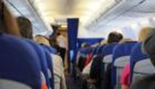 إجراءات تحميك من "كورونا" على متن الطائرات والسفن