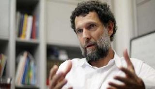 الناشط الحقوقي التركي عثمان كافالا