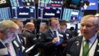 وول ستريت تفتح على تراجع تاريخي.. كورونا يتوحش