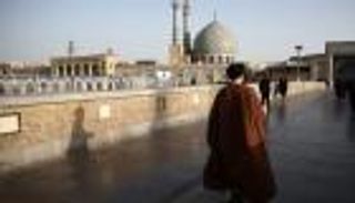 من ثورة الخميني لكورونا.. "قم" الإيرانية مهد الأزمات