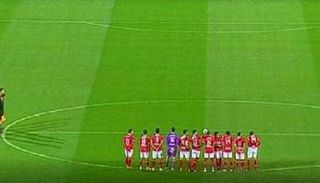 فريق الأهلي ظهر وحده في الاستاد وتخلف نادي الزمالك عن الحضور