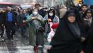 إيران تحث مواطنيها على البقاء في منازلهم بعد تفشي كورونا