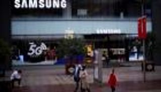 تناقضات سامسونج.. فاتورة مليارية على التطوير وتراجع أرباح