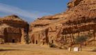 استثمارات ضخمة وملايين الوظائف.. رؤية أول وزير للسياحة في السعودية