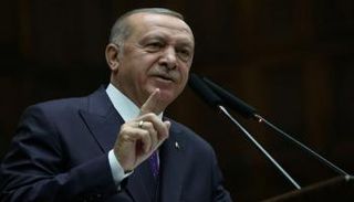 قمع أردوغان يدفع آلاف الأتراك للهروب إلى أوروبا - رويترز