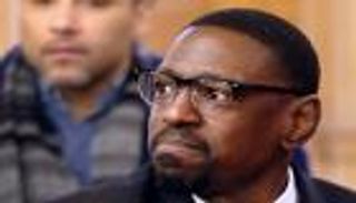 23 عاما بالسجن.. 1.5 مليون دولار تعويضاً لرجل أدين بالخطأ