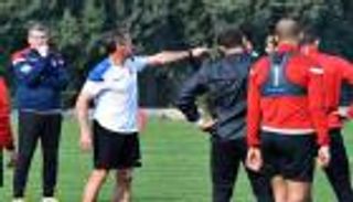 النجم الساحلي يطرد صديق جاريدو قبل لقاء الوداد