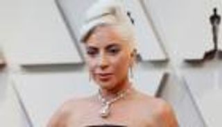 7 مشاهير واجهوا القضاء بتهمة سرقة أغانيهم.. ليدي جاجا الأبرز