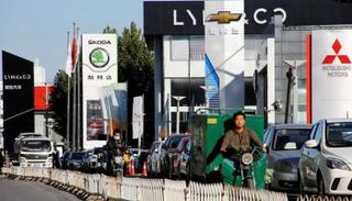 هبوط مبيعات السيارات في الصين 18.7% على أساس سنوي في يناير