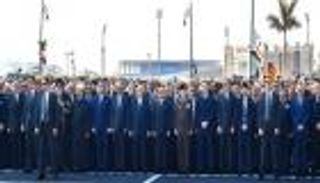 "جنازة عسكرية لمبارك" يتصدر "تويتر" مصر: النسر يحلق في السماء