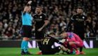 الإصابة تضرب لابورت مجددا ويغادر لقاء ريال مدريد