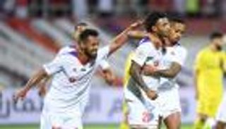 ثنائية مينديز تقود الشارقة الإماراتي للفوز على الوصل