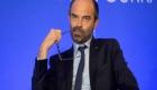 رئيس الوزراء الفرنسي عن كورونا: لا يوجد سبب للخوف أو الإهمال