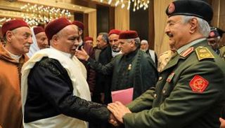 زعماء قبيلة الجوازي خلال لقاء المشير حفتر